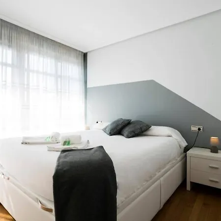 Berlin - Basquenjoy * Hondarribia