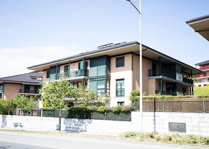 Berlin - Basquenjoy Hondarribia