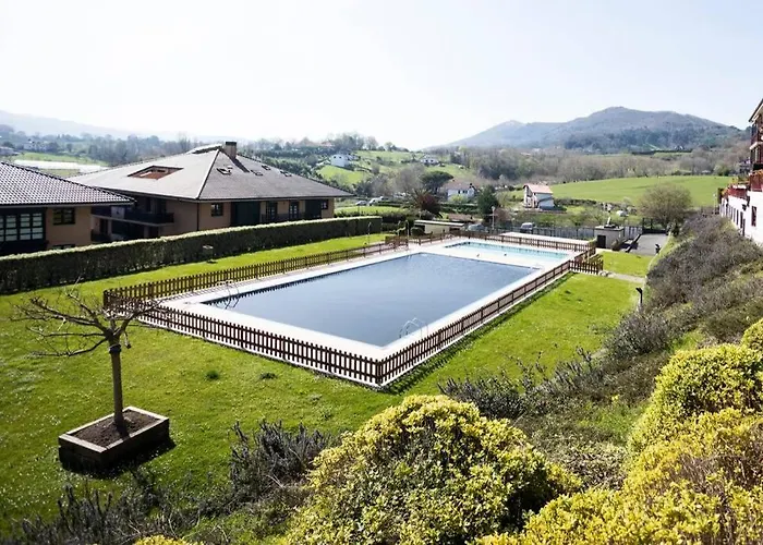 Berlin - Basquenjoy Hondarribia